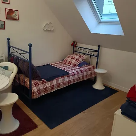 Petit Duplex Chez Gaelle, Proche Mer Bed and Breakfast *