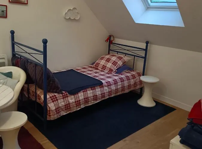 Petit Duplex Chez Gaelle, Proche Mer Bed & Breakfast *